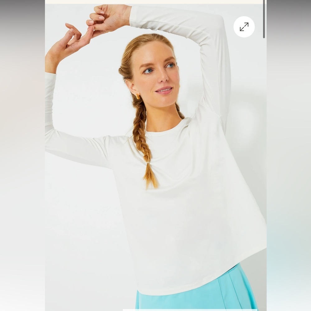 TNUCK SPORT
White Long Sleeve Ryan Boyfriend Tee